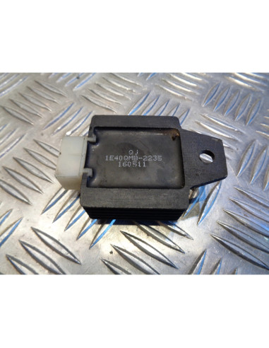 regulateur charge batterie scooter chinois generic 50 onyx 4 temps ge137qmb-2b