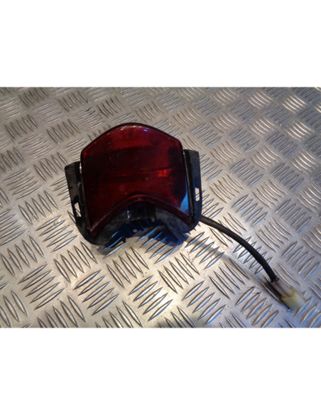 feu arriere scooter chinois generic 50 onyx 4 temps