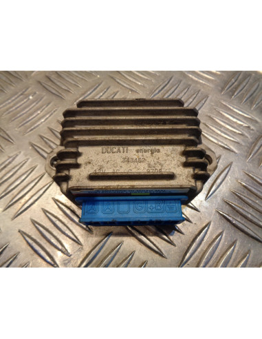 regulateur charge batterie scooter gilera 50 stalker