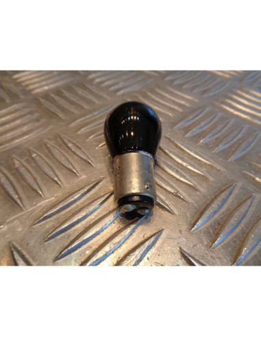 ampoule feu arriere eclairage rouge double filaments 21 / 5w - 12v bay15d moto s