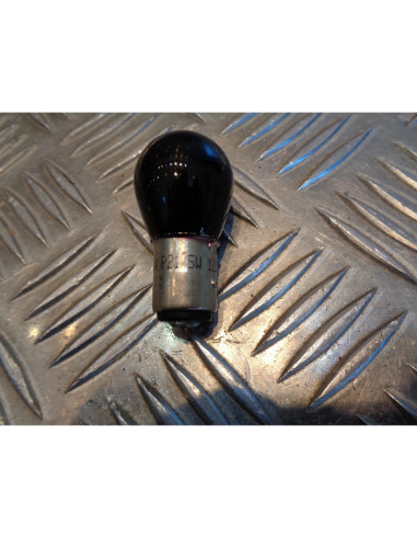 ampoule feu arriere eclairage rouge double filaments 21 / 5w - 12v bay15d moto s