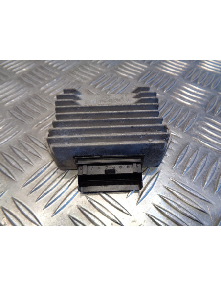 regulateur charge batterie scooter piaggio 50 new typhoon 2t lbmc501 2010-16