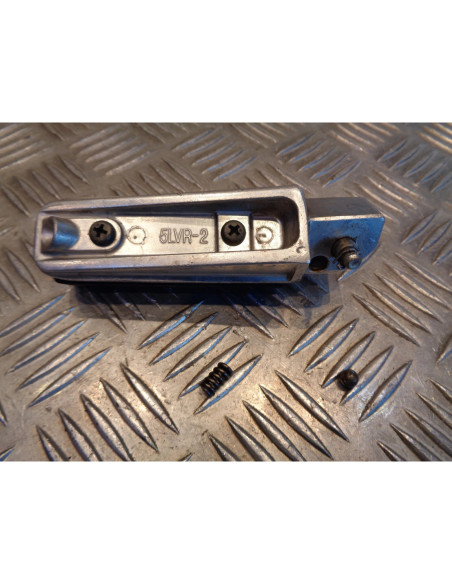 cale repose pied droit scooter yamaha 125 x max se32 2006-09 skycruiser xmax x-m