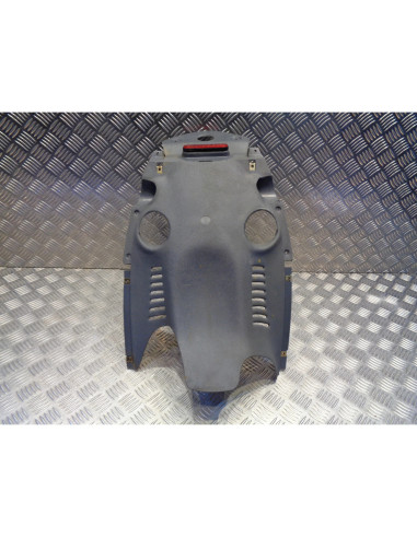 cache passage de roue scooter beta 125 eikon