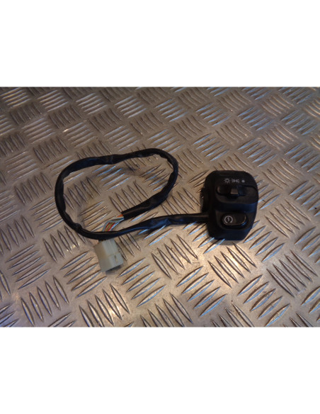 commodo commutateur droit scooter beta 125 eikon