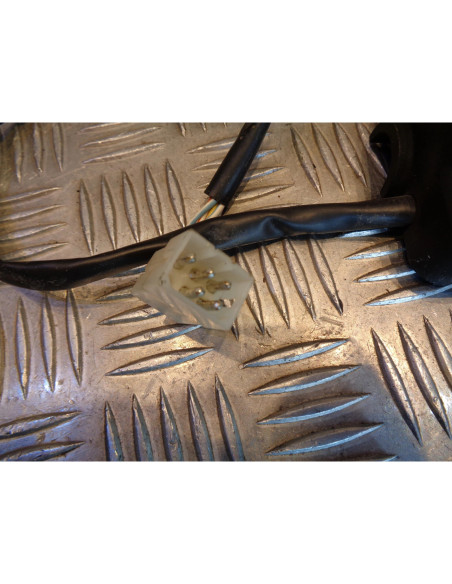 commodo commutateur droit scooter beta 125 eikon