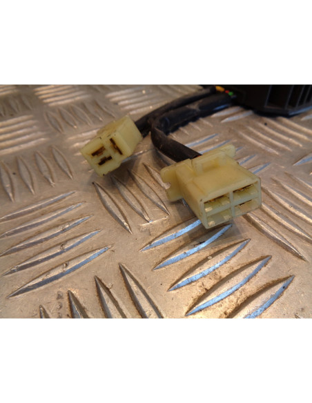 regulateur charge batterie scooter beta 125 eikon