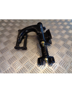 support moteur fixation balancier scooter beta 125 eikon 2