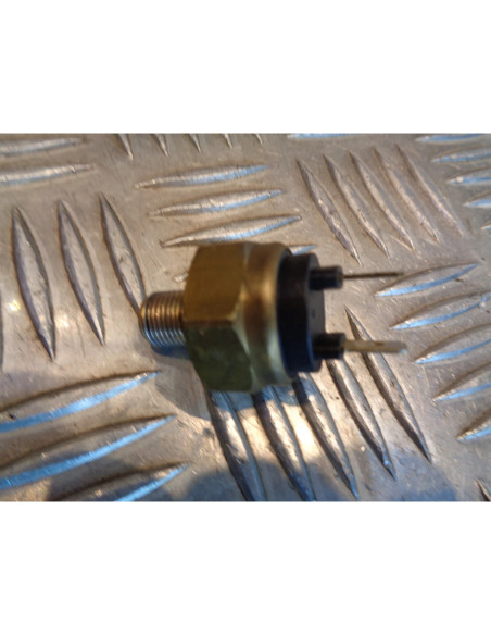 sonde temperature radiateur eau ventilateur scooter beta 125 eikon