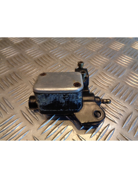 maitre cylindre frein arriere scooter mbk 50 nitro aerox
