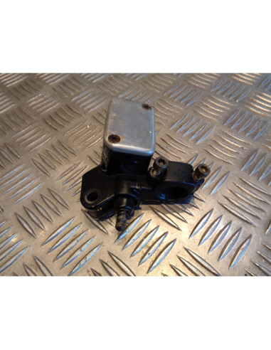 maitre cylindre frein arriere scooter mbk 50 nitro aerox