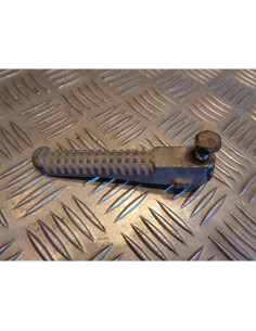 cale repose pied droit scooter peugeot 50 speedfight 2