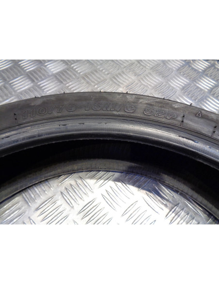 pneu moto bridgestone hoop b03 110 / 70 - 16 m/c 52p occasion