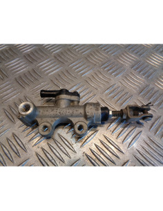 maitre cylindre frein arriere moto suzuki gsf 600 bandit js1a8