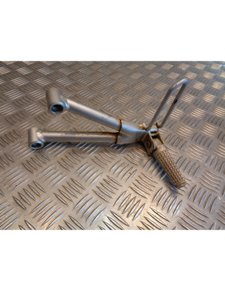 platine repose cale pied arriere gauche moto suzuki gsf 600 bandit js1a8