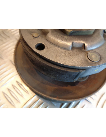 embrayage cloche correcteur couple scooter malaguti 125 madison yamaha majesty s