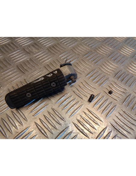 cale repose pied arriere gauche moto yamaha 850 tdm 3vd