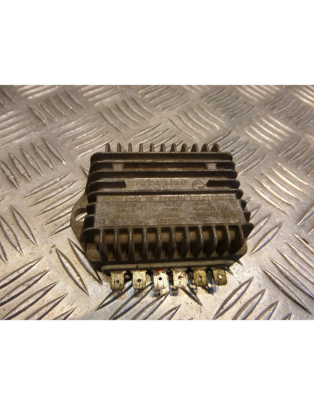 regulateur charge batterie motoplat moto guzzi 125 tt