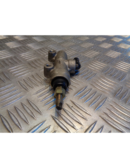 maitre cylindre frein arriere moto kawasaki 750 zr-7 zr7 zr750ff 1999 - 04