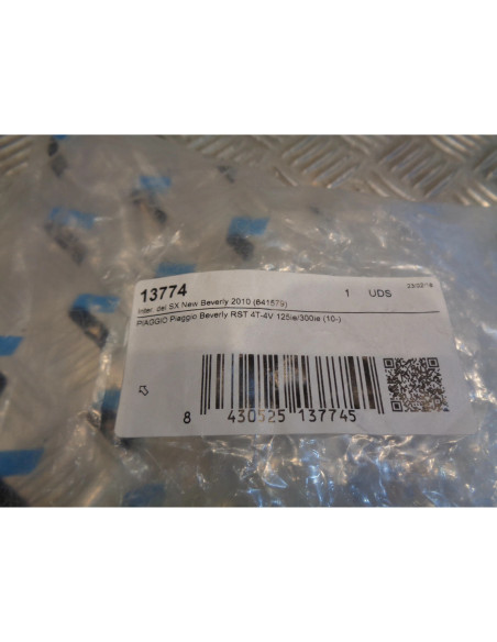 clignotant avant gauche scooter piaggio 125 300 beverly v parts 13774 bihr