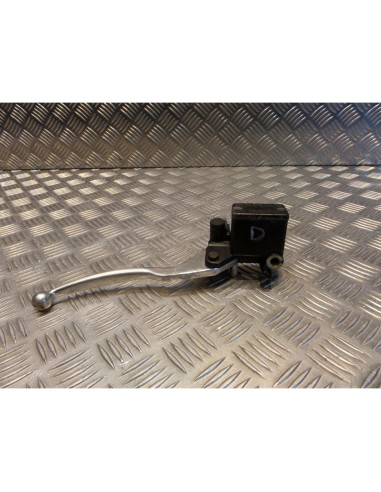 maitre cylindre frein avant scooter sym 250 gts