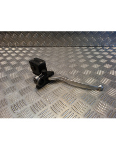 maitre cylindre frein avant scooter sym 250 gts 2