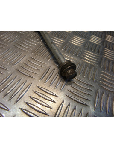 axe roue avant entretoise scooter sym 250 gts