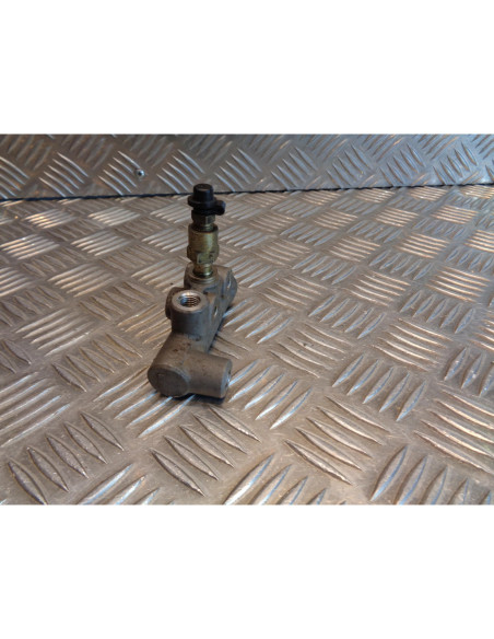 repartiteur frein scooter sym 250 gts