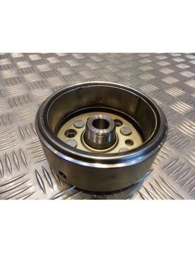 rotor volant allumage scooter sym 250 gts