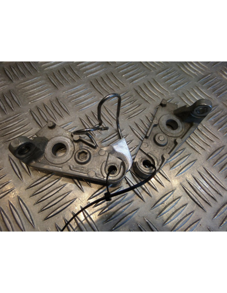 jeu patte support phare moto honda vf 700c magna rc21