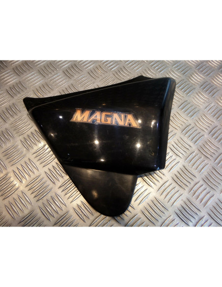 cache carenage laterale droit moto honda vf 700c magna rc21