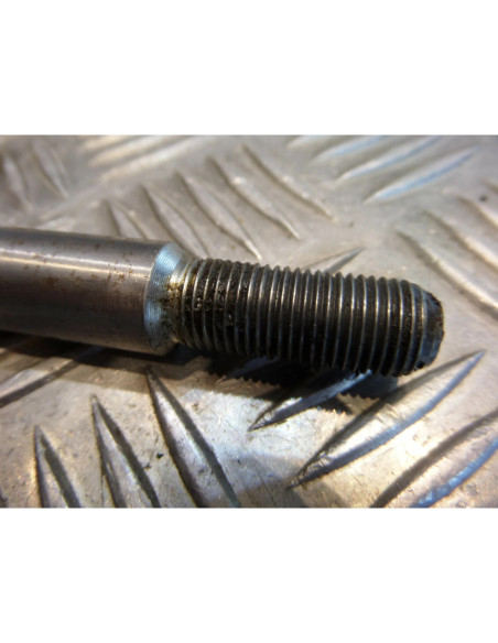 axe de roue avant moto honda vf 700 c magna rc21