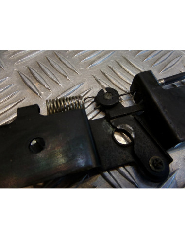 mecanisme verrouillage selle moto honda vf 700 c magna rc21