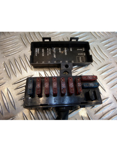 boite a fusible moto honda vf 700 c magna rc21