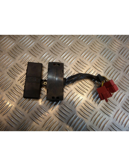 boite a fusible moto honda vf 700 c magna rc21