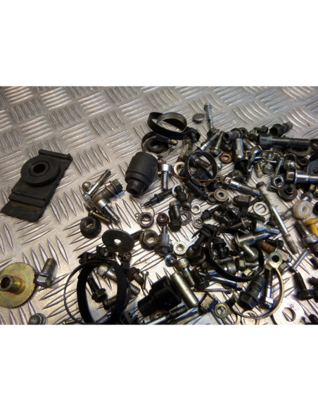 kit visserie moto honda vf 700 c magna rc21