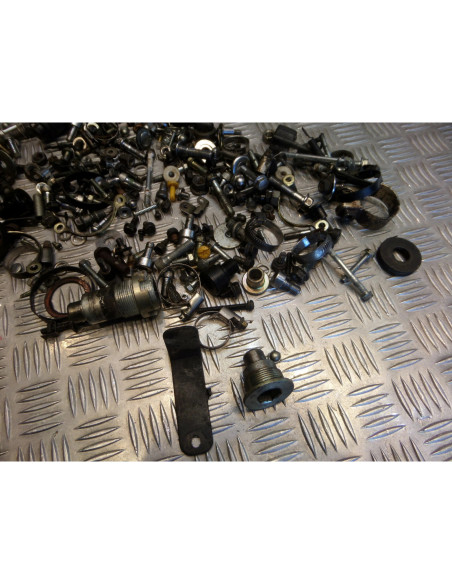 kit visserie moto honda vf 700 c magna rc21