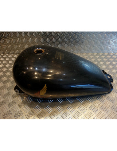 reservoir essence moto honda vf 700 c magna rc21