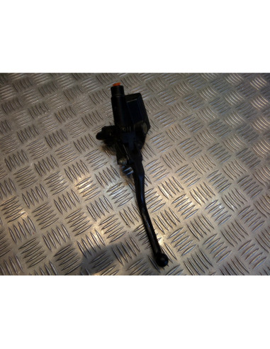maitre cylindre emetteur embrayage moto honda vf 700 c magna rc21