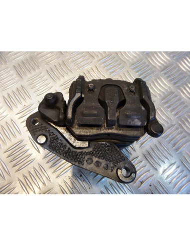 etrier de frein avant droit moto honda vf 700 c magna rc21