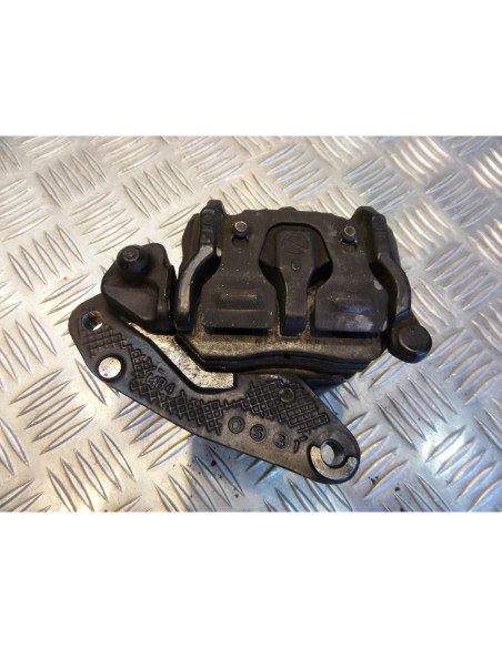 etrier de frein avant droit moto honda vf 700 c magna rc21
