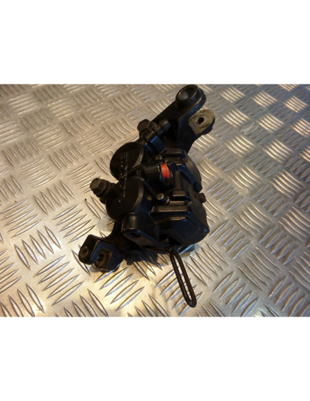 etrier de frein avant gauche moto honda vf 700 c magna rc21