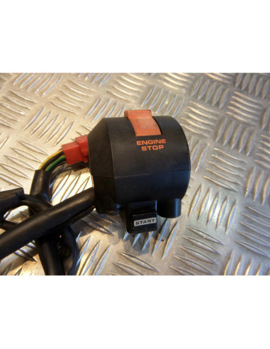 commodo commutateur droit moto honda vf 700 c magna rc21