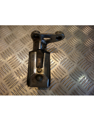 platine repose cale pied avant droit moto honda vf 700 c magna rc21