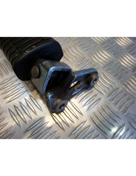 platine repose cale pied avant droit moto honda vf 700 c magna rc21