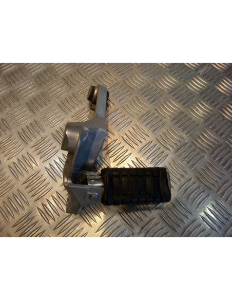 platine repose cale pied arriere gauche honda vf 700 c magna rc21