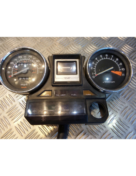 compteur vitesse compte tours tableau de bord moto honda vf 700 c magna rc21