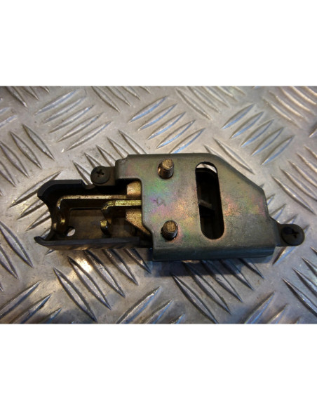 mecanisme verrouillage ouverture selle moto yamaha 1300 fjr rp11 2004