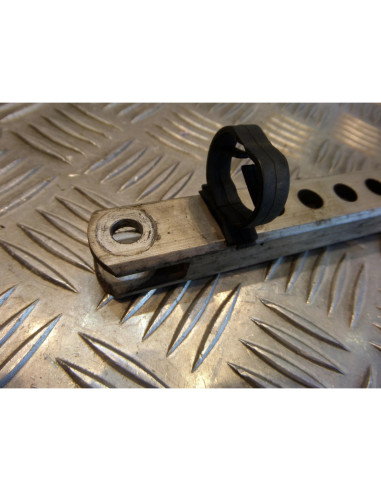 patte barre fixation etrier frein arriere moto yamaha 1300 fjr rp11 2004