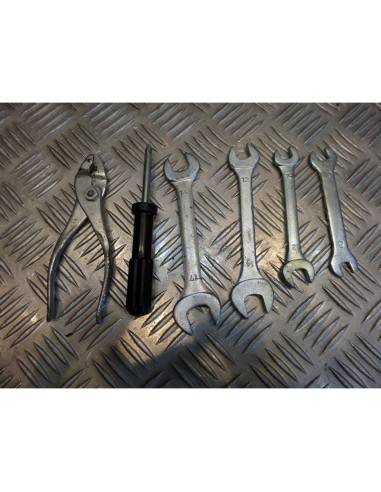 boite a outils trousse moto yamaha 1300 fjr rp11 2004